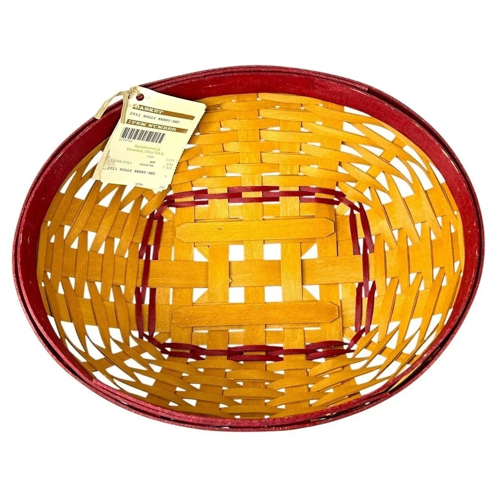 Longaberger Holly Berry Basket 2011 Christmas w/ Lid Liner Protector Tie-on Tags